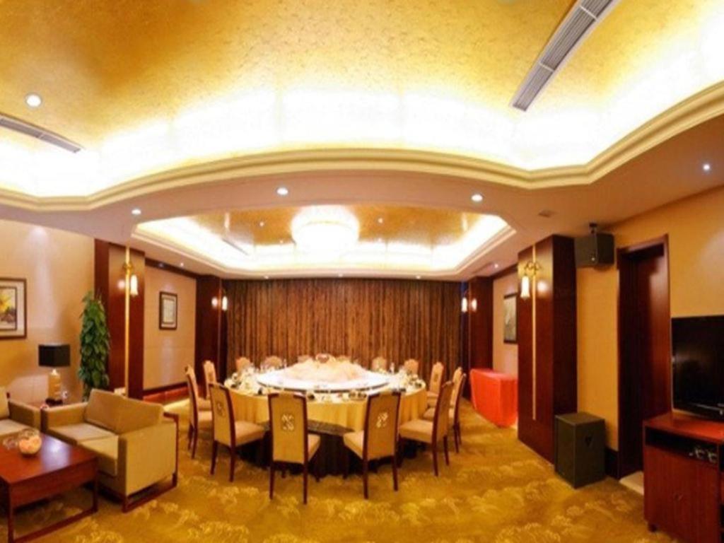 Ramada Plaza Shenyang Citycenter מראה חיצוני תמונה
