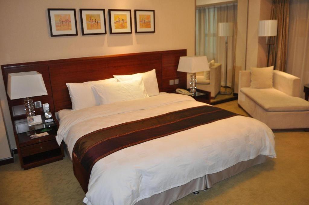 Ramada Plaza Shenyang Citycenter מראה חיצוני תמונה
