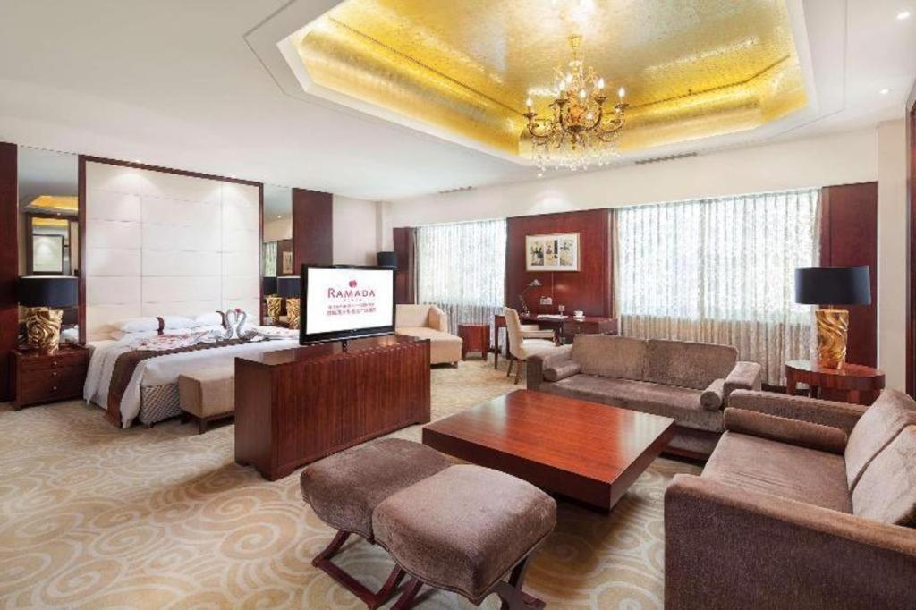 Ramada Plaza Shenyang Citycenter מראה חיצוני תמונה