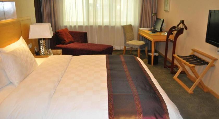 Ramada Plaza Shenyang Citycenter מראה חיצוני תמונה