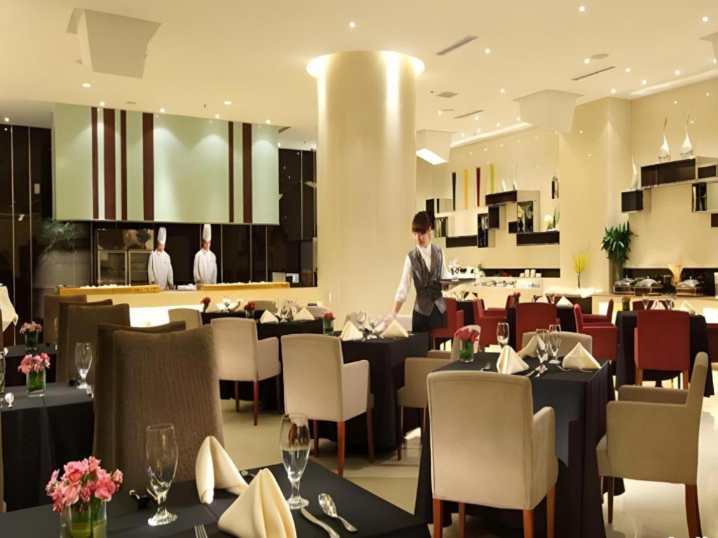 Ramada Plaza Shenyang Citycenter מראה חיצוני תמונה